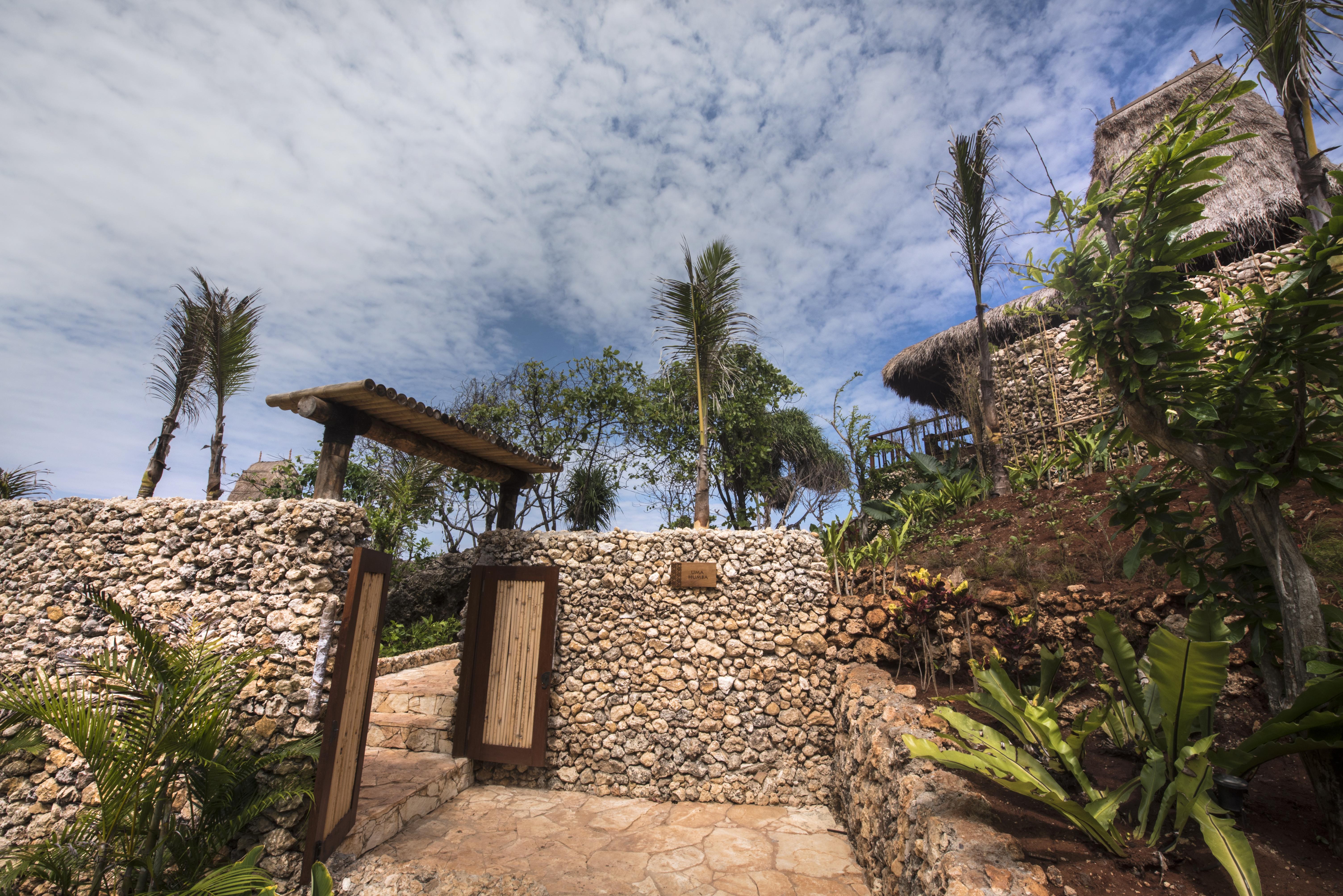 Lelewatu Resort Sumba Watukarere Ngoại thất bức ảnh