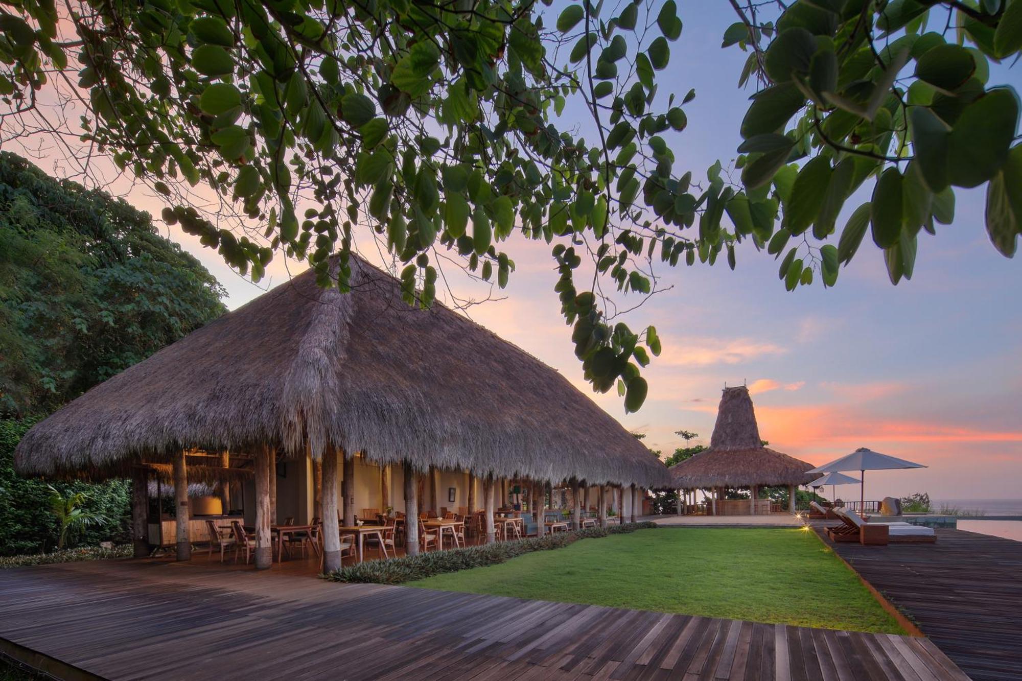 Lelewatu Resort Sumba Watukarere Ngoại thất bức ảnh